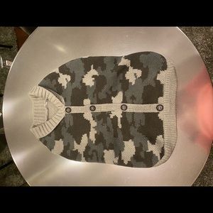 Grey camo dog sweater (L)